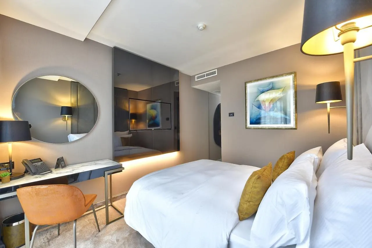 Grand Hotel Adriatic Opatija 4*,