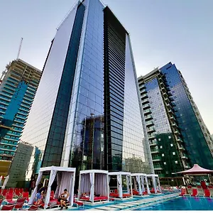 Отель Canal Business Bay *****