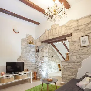 Apartment Mario 