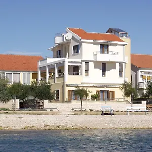 Ivana 3*, Zadar Kroatien